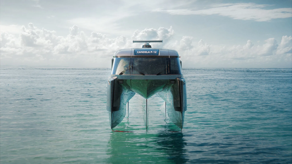 Candela en AHICE Malediven P 12 Voyager