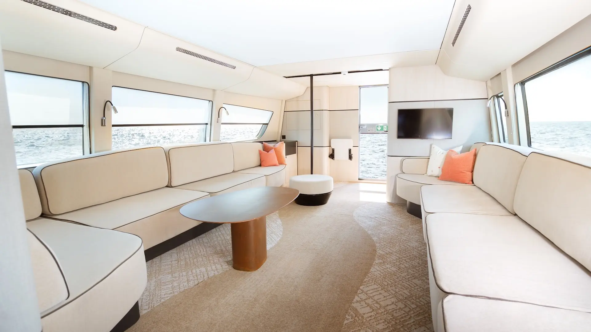 P 12 Voyager Interior Front